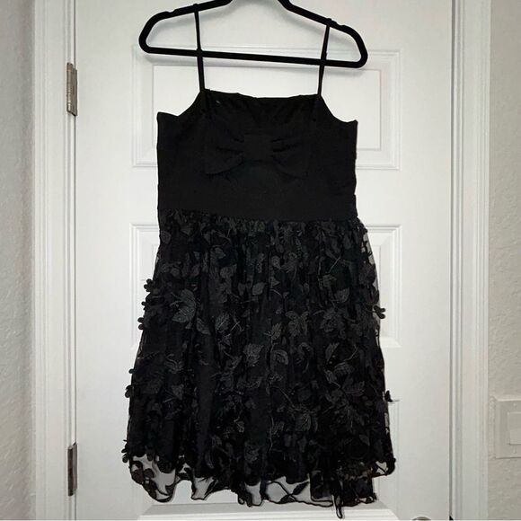 Altar'd State Tulle Organza Floral Applique Party Dress - Picture 7 of 12